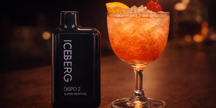 ICEBERG Dispo2とカクテルの写真