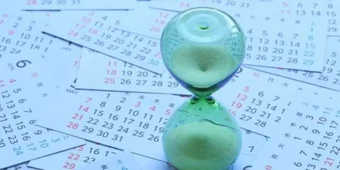 砂時計とカレンダー